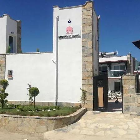 Cotton Boutique 3*